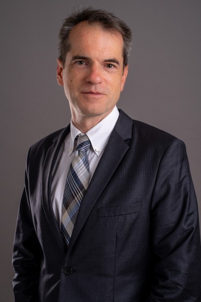 Dr. Levente Nyakas